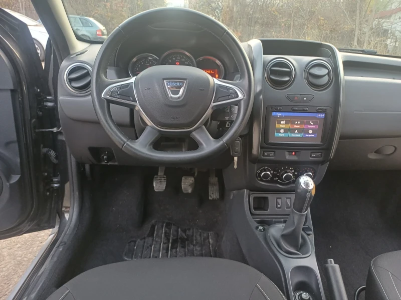 Dacia Duster 1.6i 16v LPG, снимка 11 - Автомобили и джипове - 52630455