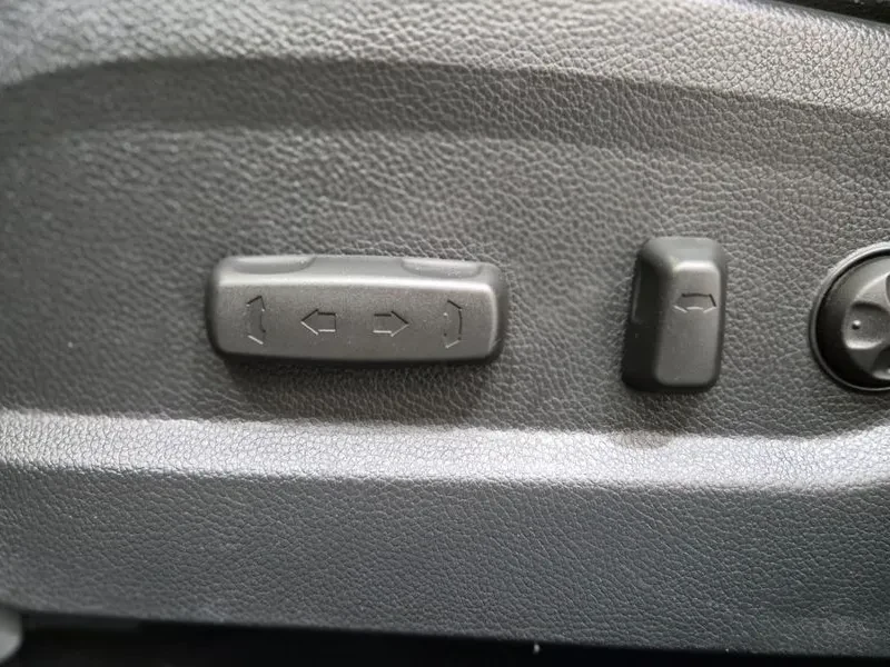 Hyundai Santa fe 2.0, снимка 14 - Автомобили и джипове - 54256809