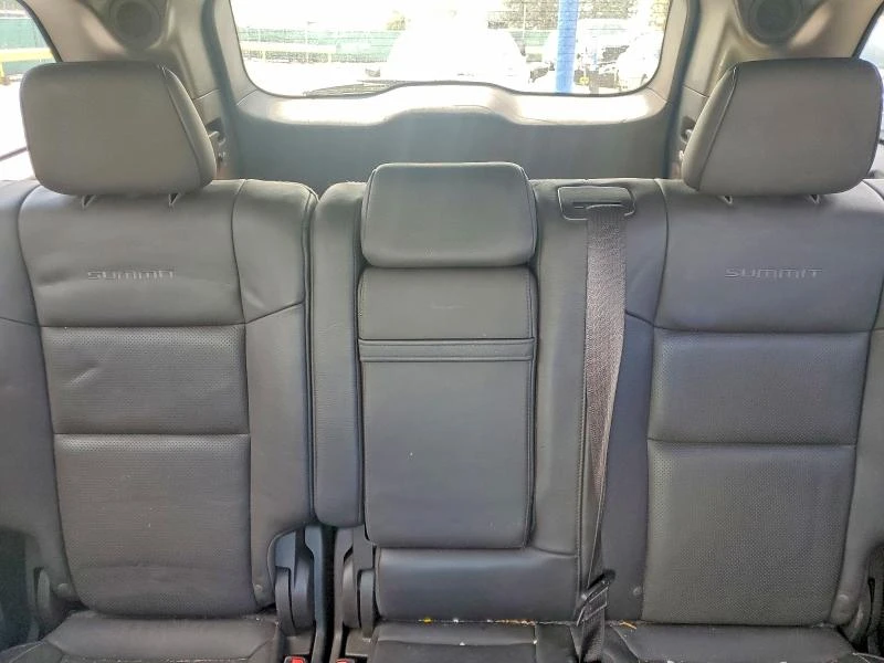Jeep Grand cherokee SUMMIT / 4X4 / ЛИЗИНГ, снимка 10 - Автомобили и джипове - 54664119