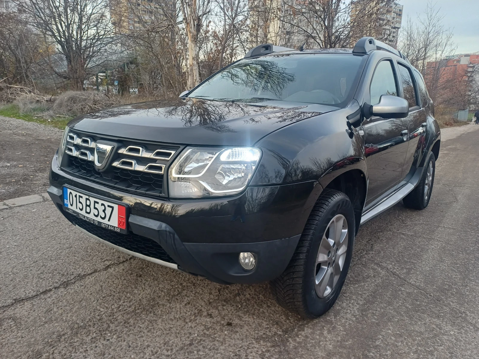 Dacia Duster 1.6i 16v LPG, снимка 1