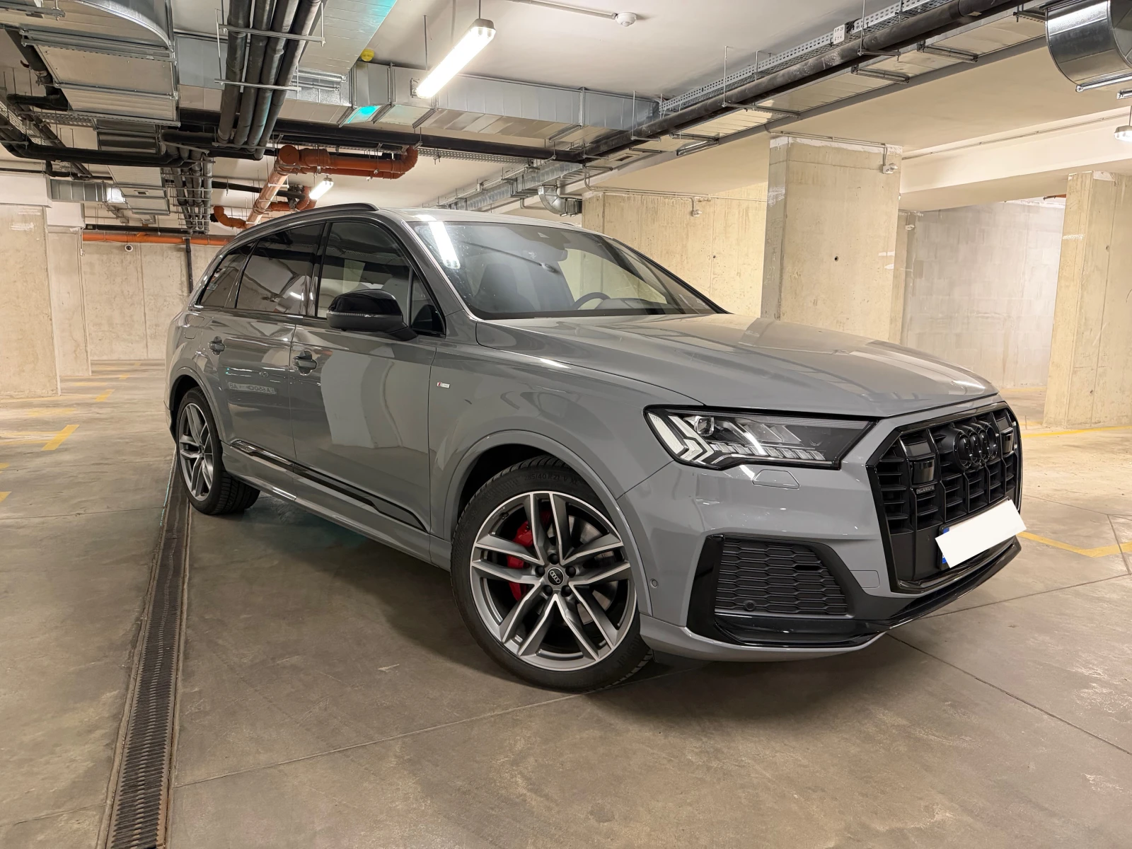 Audi Q7 50TDI / BLACK Optic + Carbon / 6+ 1 / Гаранционен, снимка 1