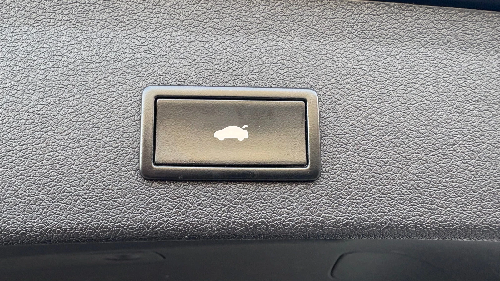 Audi Q5 КАМЕРА- ДИСТРОНИК, снимка 15 - Автомобили и джипове - 53815429