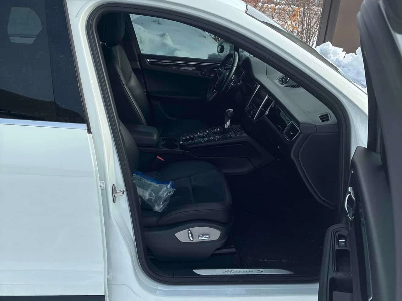 Porsche Macan * S * ПОДГРЕВ * ОБДУХВАНЕ * ОТ ПРЕДСТАВИТЕЛСТВО, снимка 10 - Автомобили и джипове - 53953829