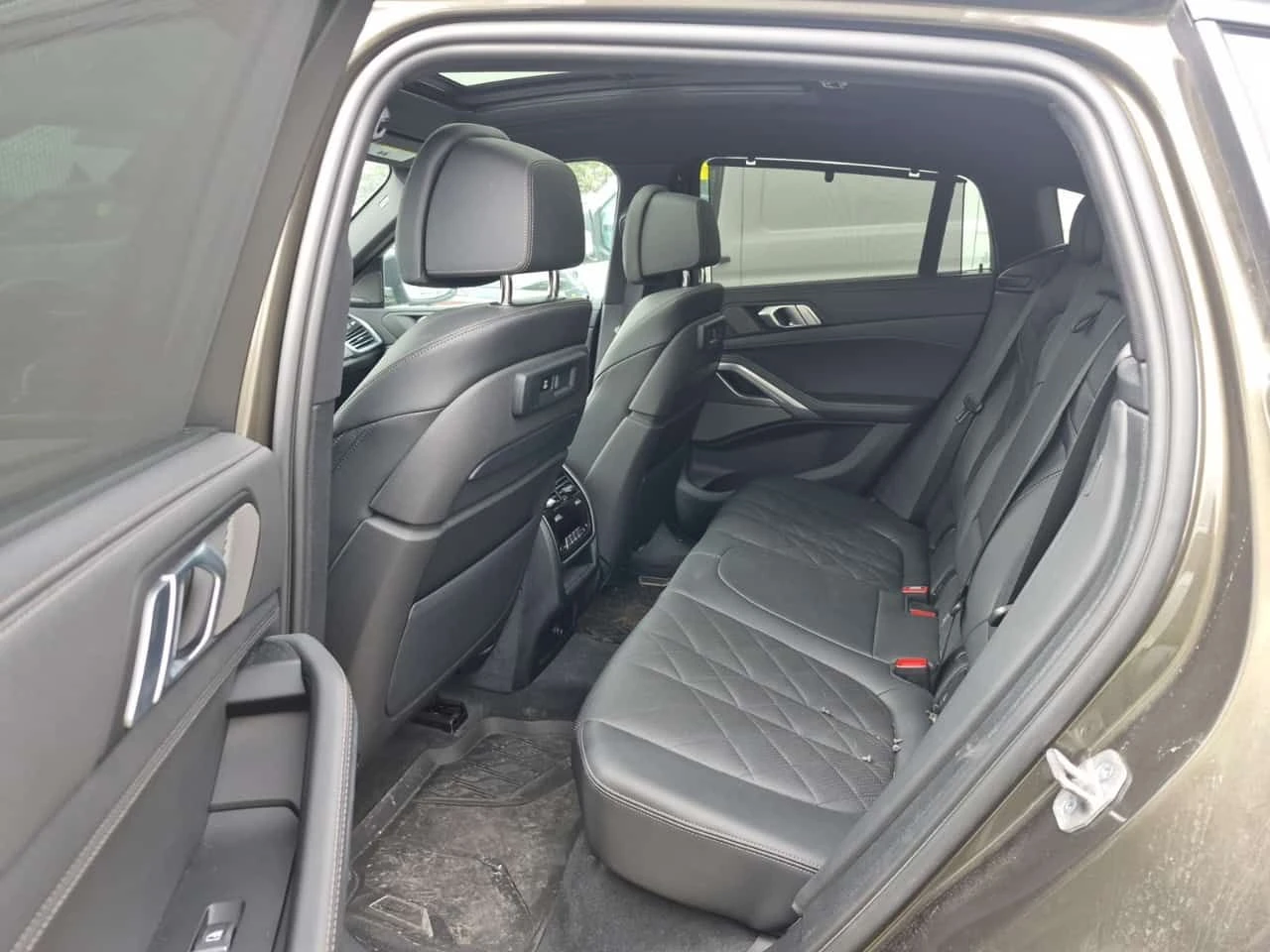 BMW X6 XDRIVE40I /CARFAX /МАСАЖИ/Подгрев/Панорама/2 ключа, снимка 11 - Автомобили и джипове - 54116076