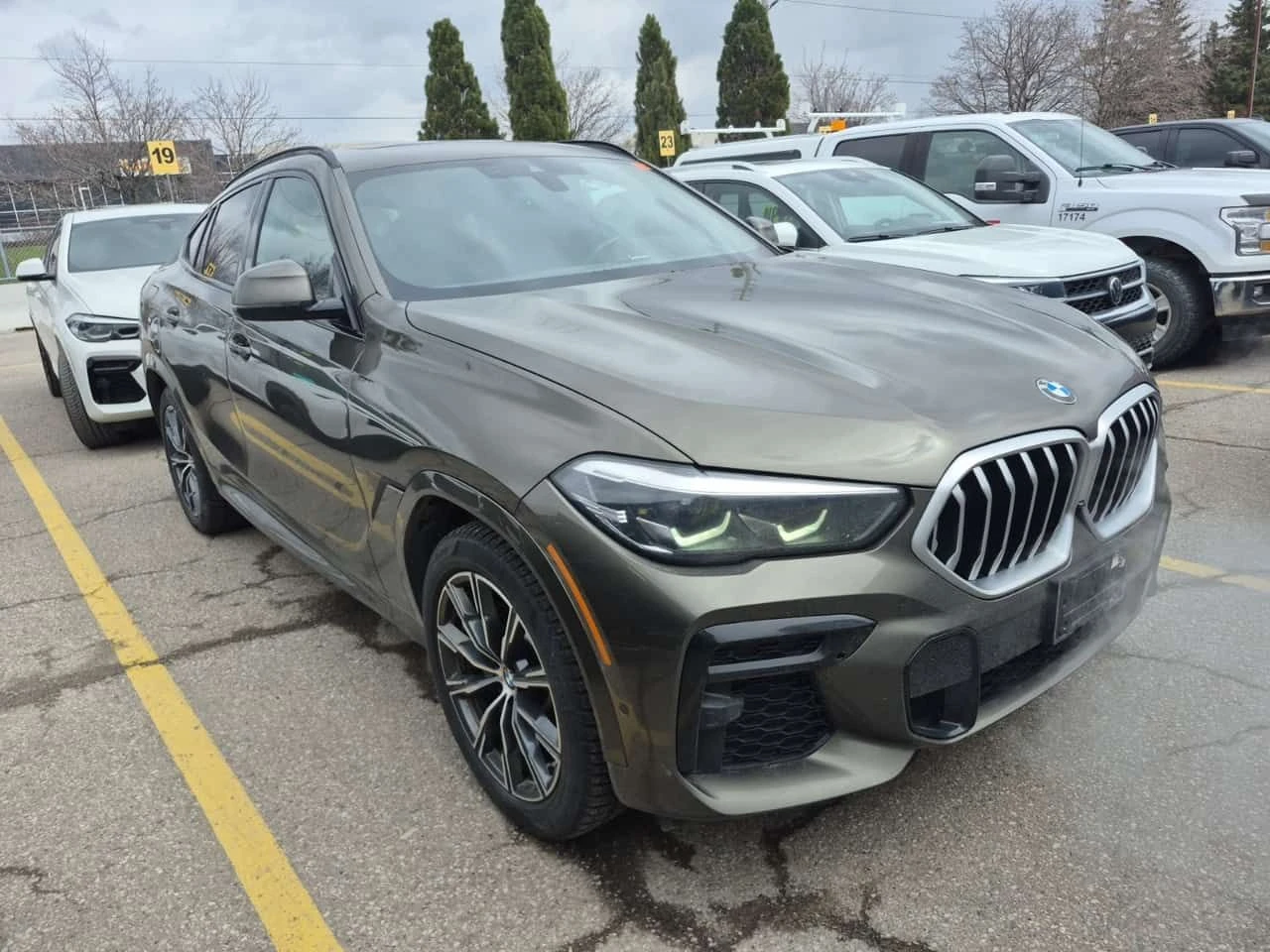 BMW X6 XDRIVE40I /CARFAX /МАСАЖИ/Подгрев/Панорама/2 ключа, снимка 2 - Автомобили и джипове - 54116076