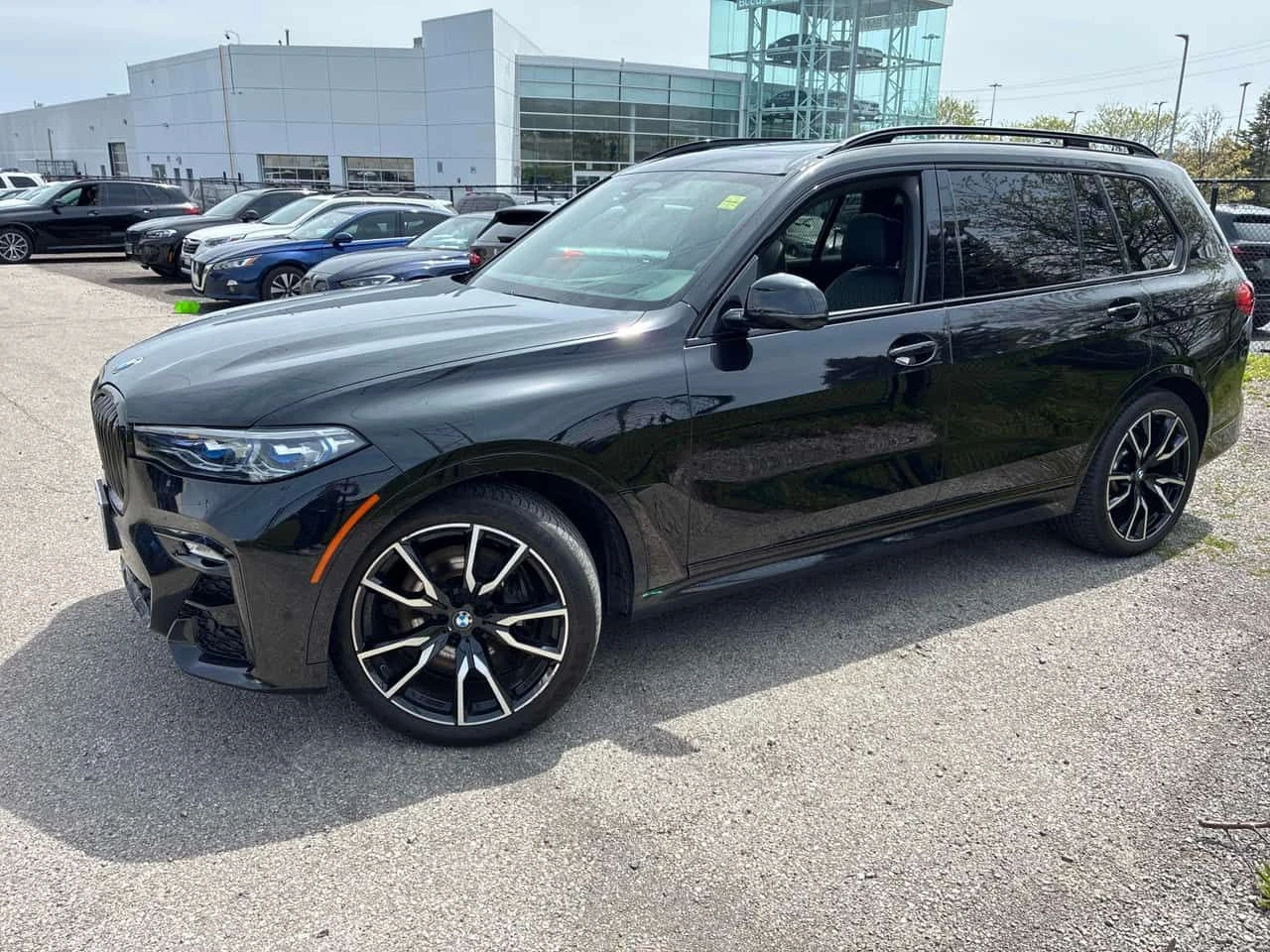 BMW X7 xDrive40i/LASER/ДИСТРОНИК/360/ОБДУХВАНЕ/ПАНОРАМА, снимка 3 - Автомобили и джипове - 54647126