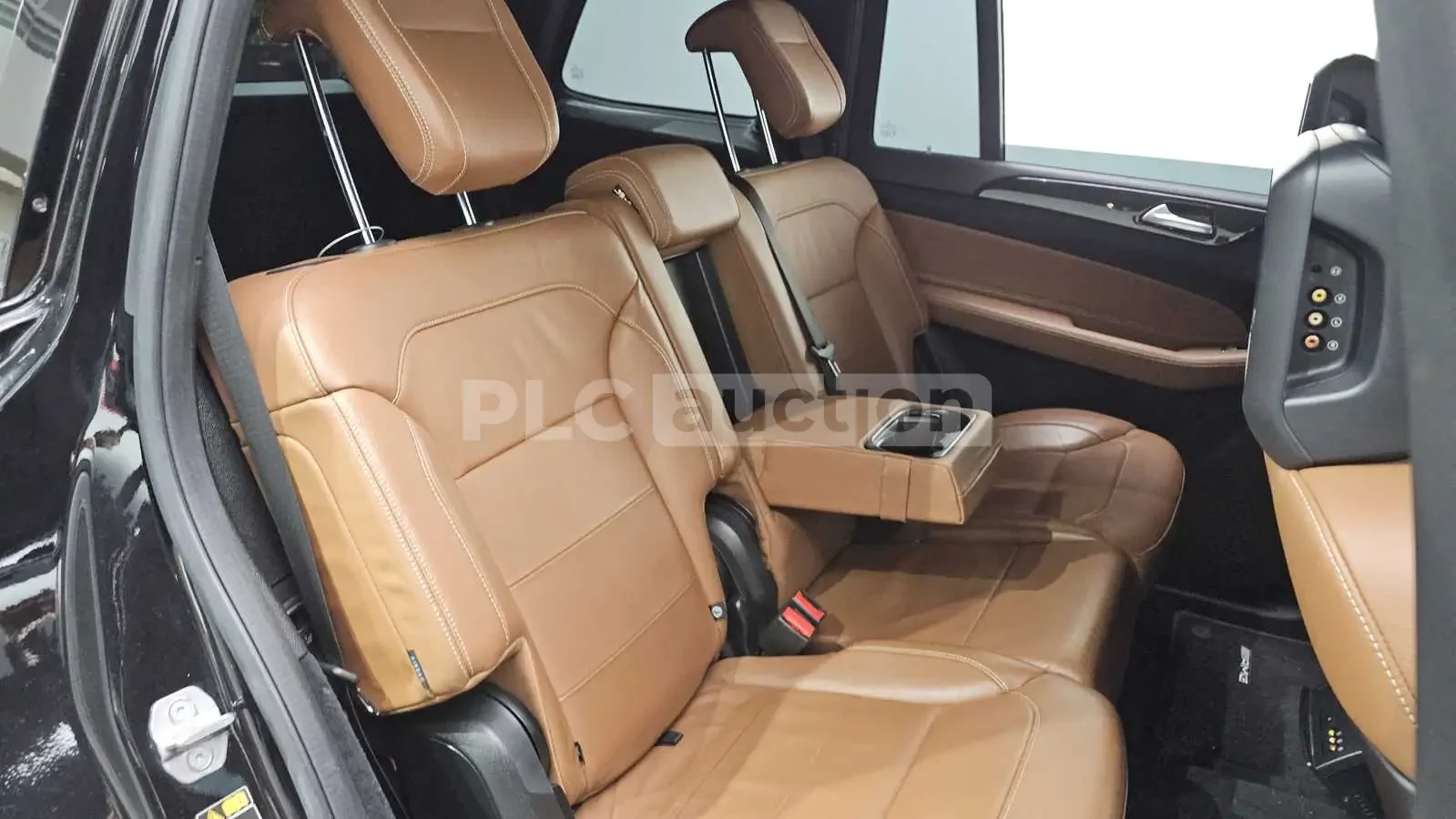 Mercedes-Benz GLS 350 ДИСТРОНИК * ОБДУХВАНЕ * HEAD-UP * H/K, снимка 11 - Автомобили и джипове - 55033057