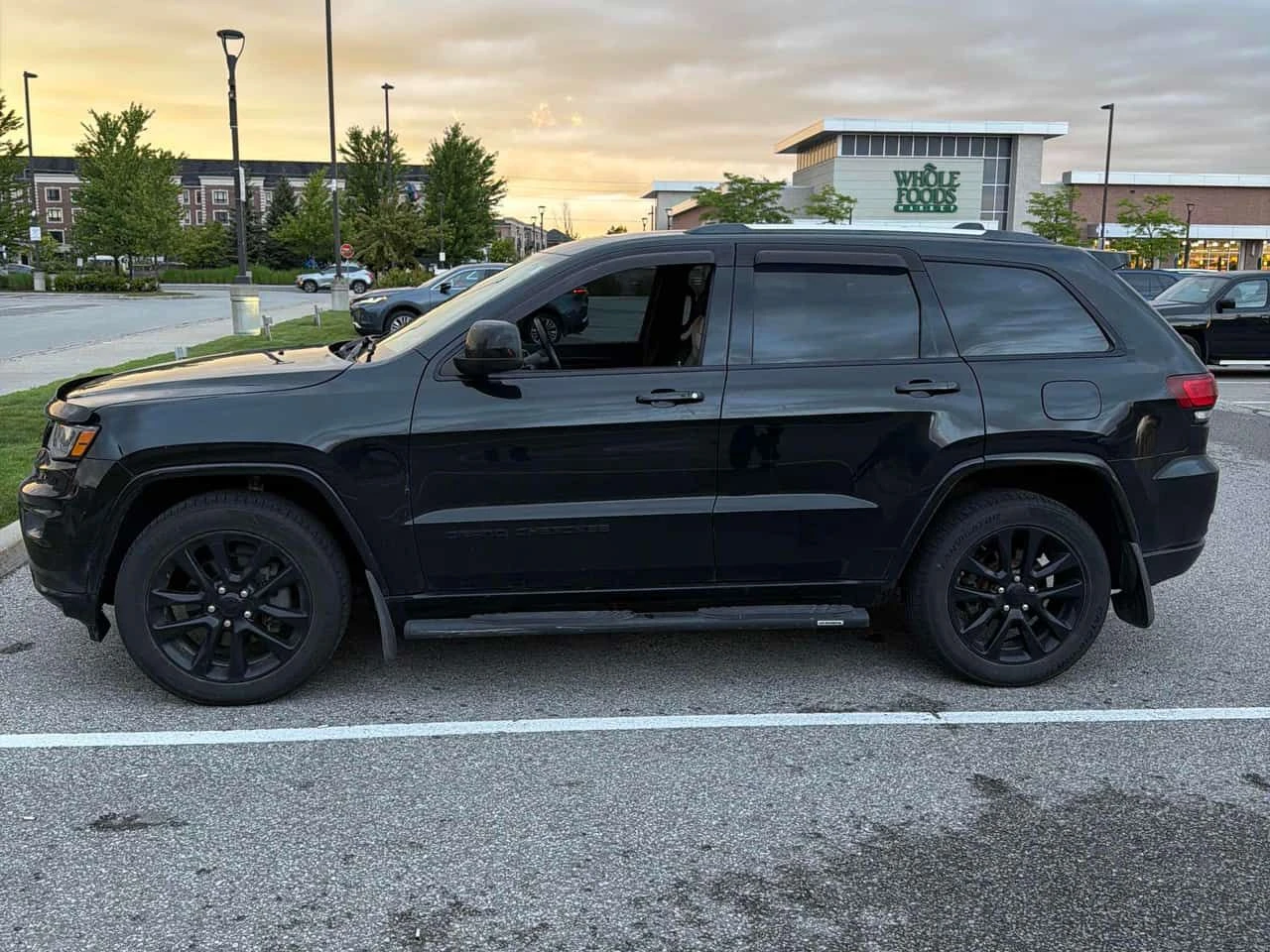 Jeep Grand cherokee * Altitude IV * АВТОКРЕДИТ БЕЗ ПЪРВОНАЧАЛНА ВНОСКА, снимка 2 - Автомобили и джипове - 55244248
