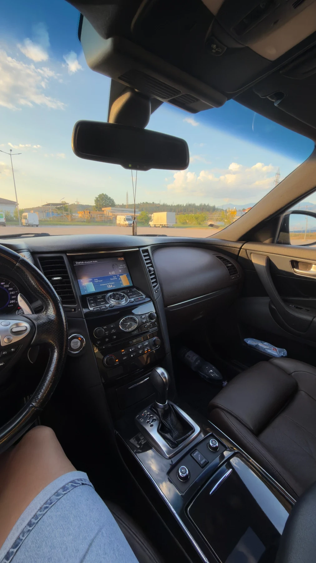 Infiniti Fx 30 dS, снимка 8 - Автомобили и джипове - 55607258