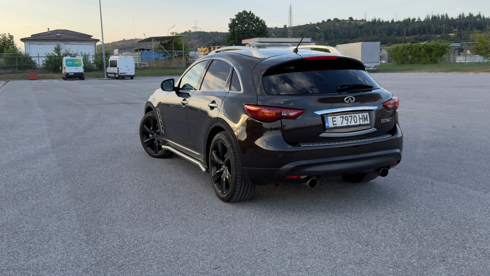 Infiniti Fx 30 dS, снимка 3 - Автомобили и джипове - 55607258