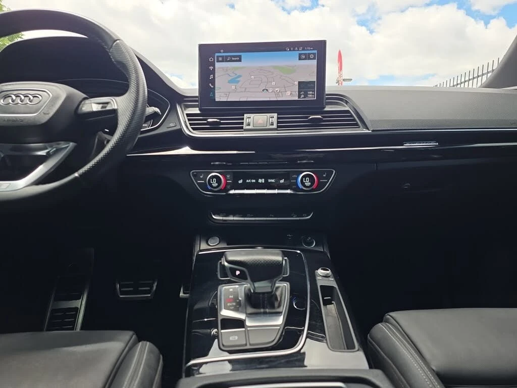 Audi Q5 * S-LINE * QUATTRO * Автокредит * Цена до България, снимка 10 - Автомобили и джипове - 55625698