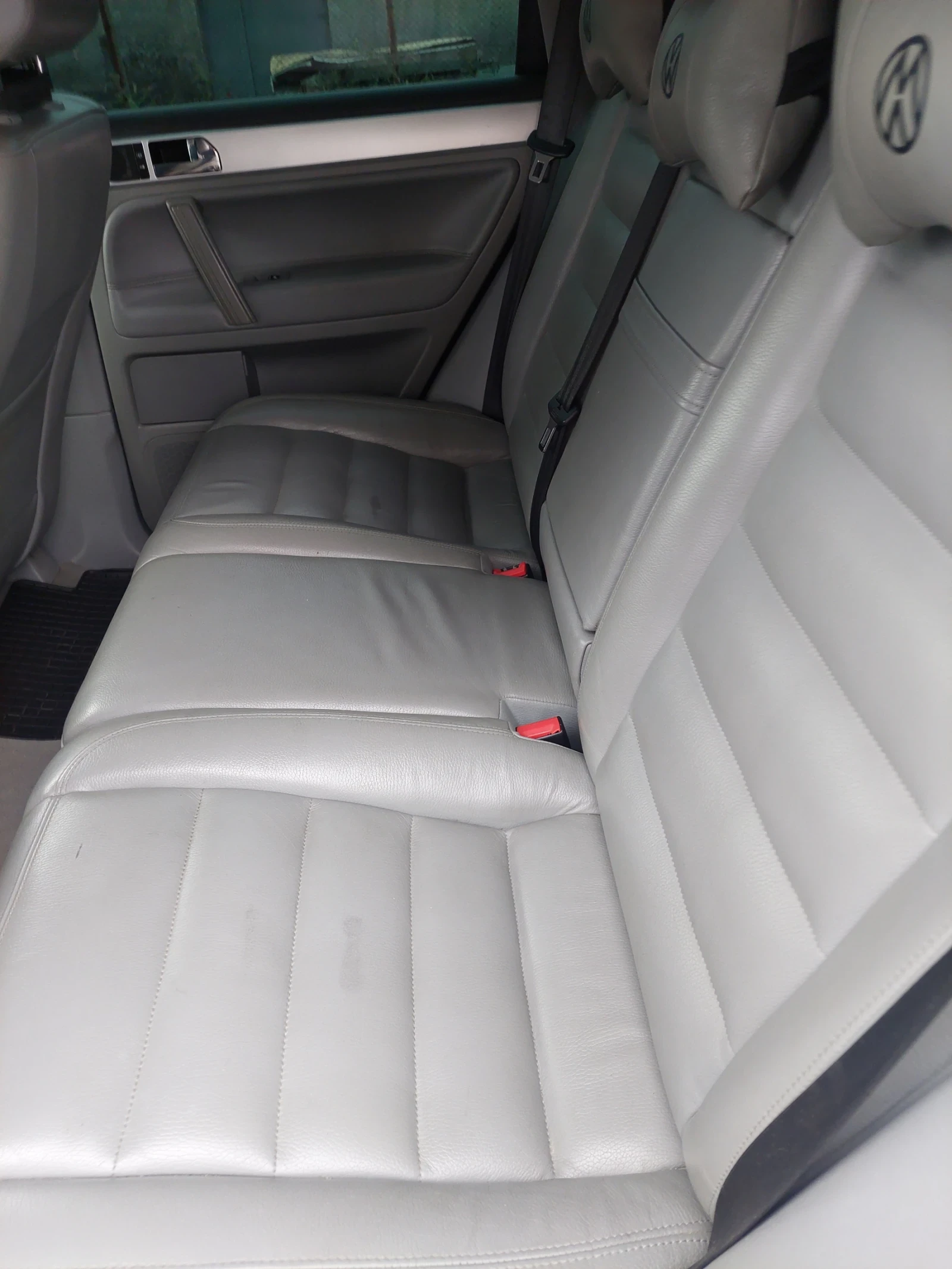 VW Touareg, снимка 10 - Автомобили и джипове - 55878176
