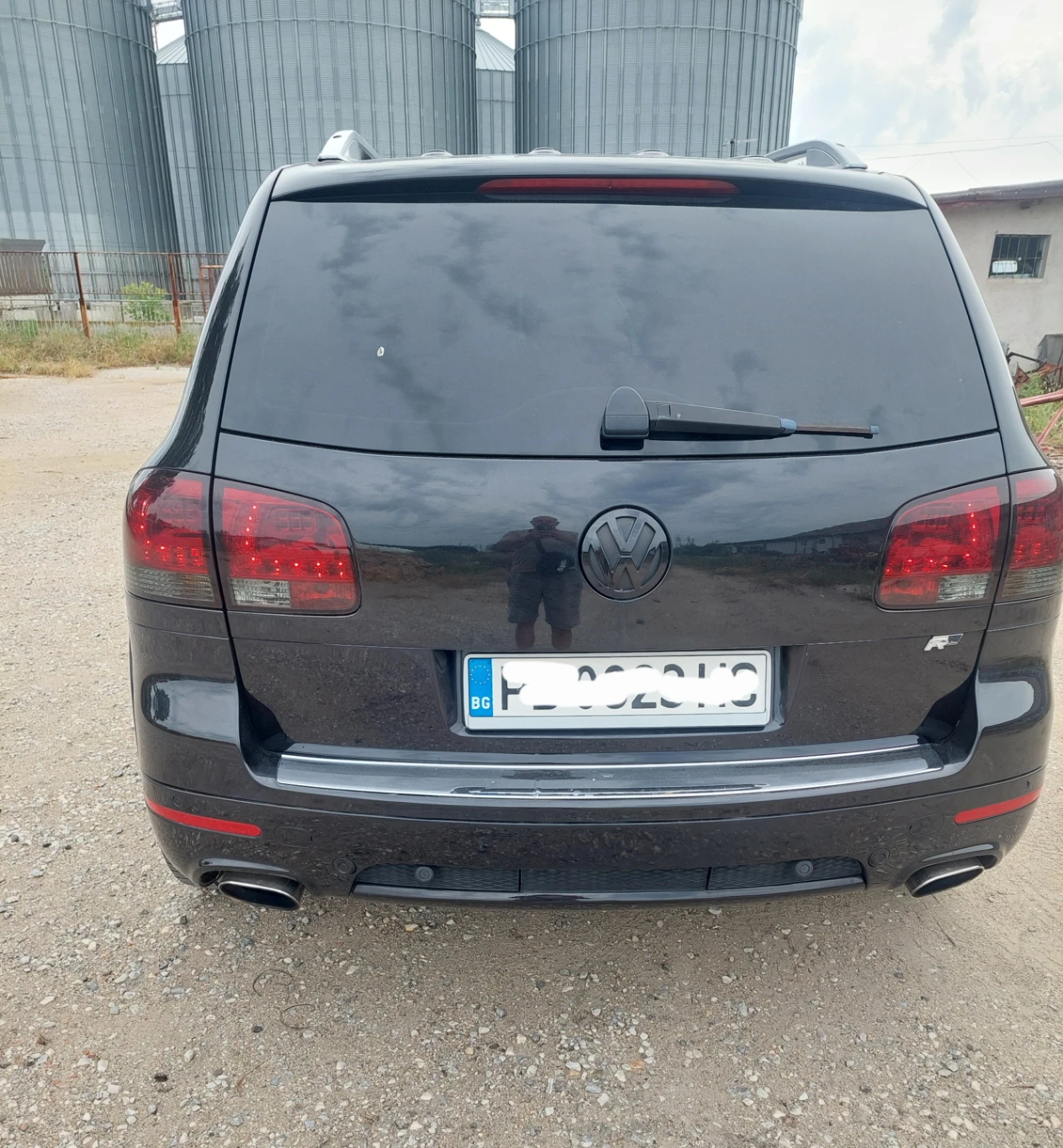 VW Touareg, снимка 3 - Автомобили и джипове - 55878176