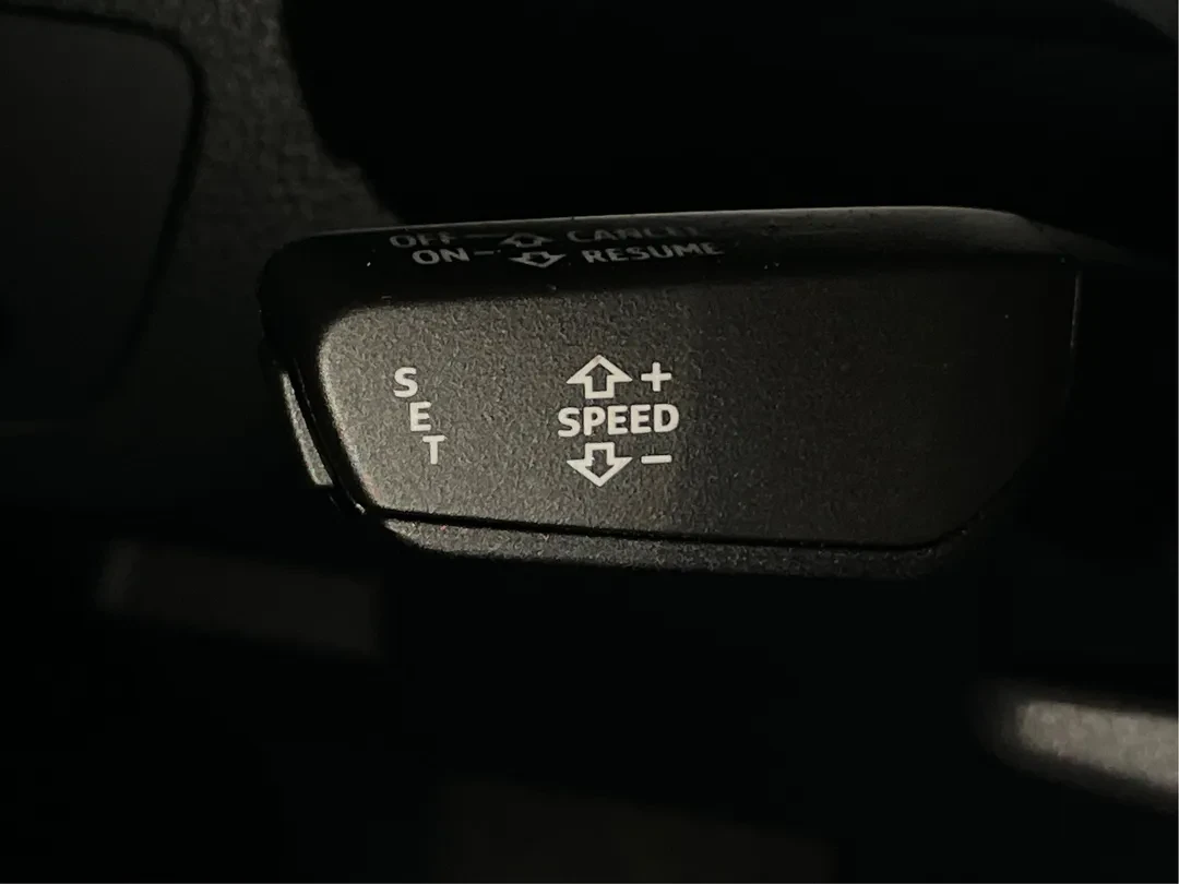 Audi Q5 45 Comfort QUATTRO| КАМЕРА| ПОДГРЕВ| 245к.с., снимка 13 - Автомобили и джипове - 56084674