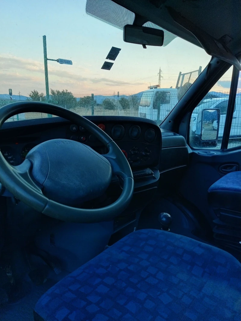 Iveco Daily 3.0, снимка 6 - Бусове и автобуси - 51523892
