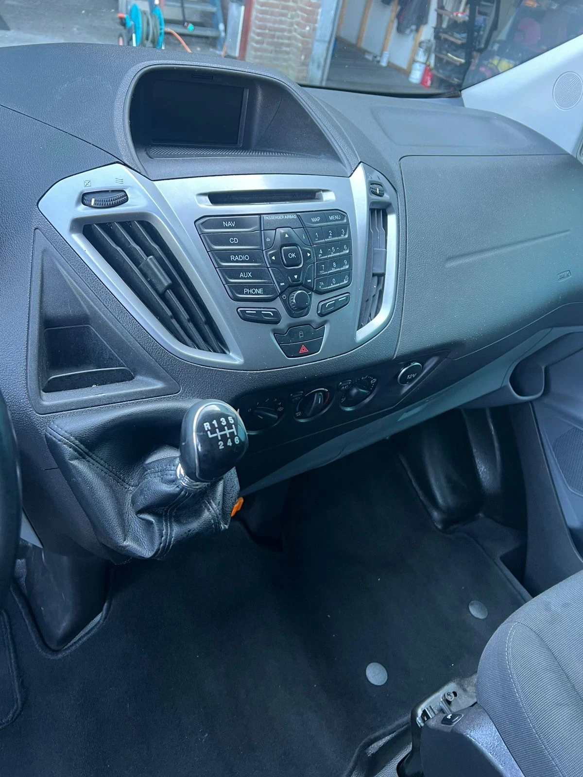 Ford Transit Custom 2.0 L2H1 290, снимка 11 - Бусове и автобуси - 55054811