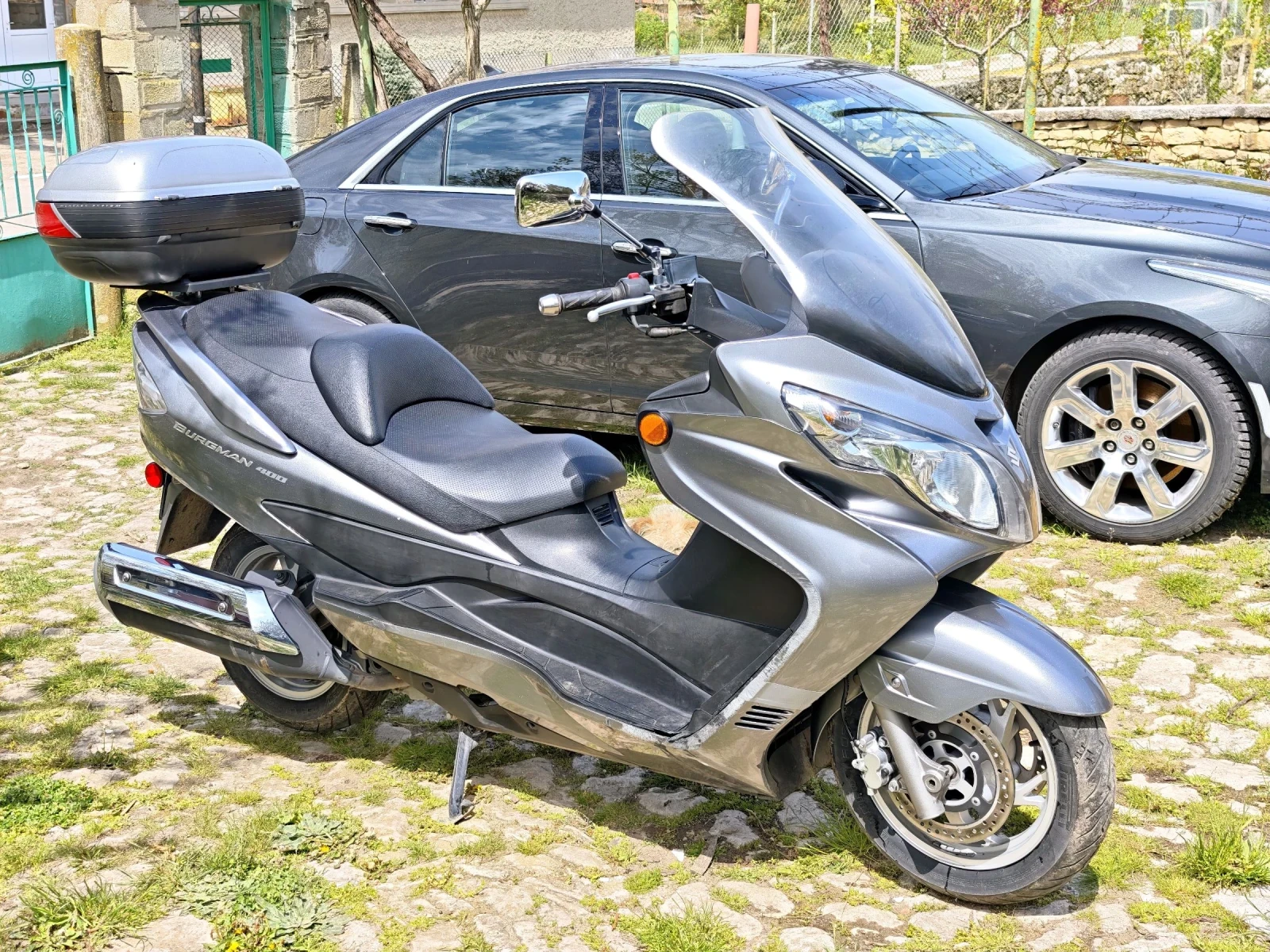 Suzuki Burgman 400