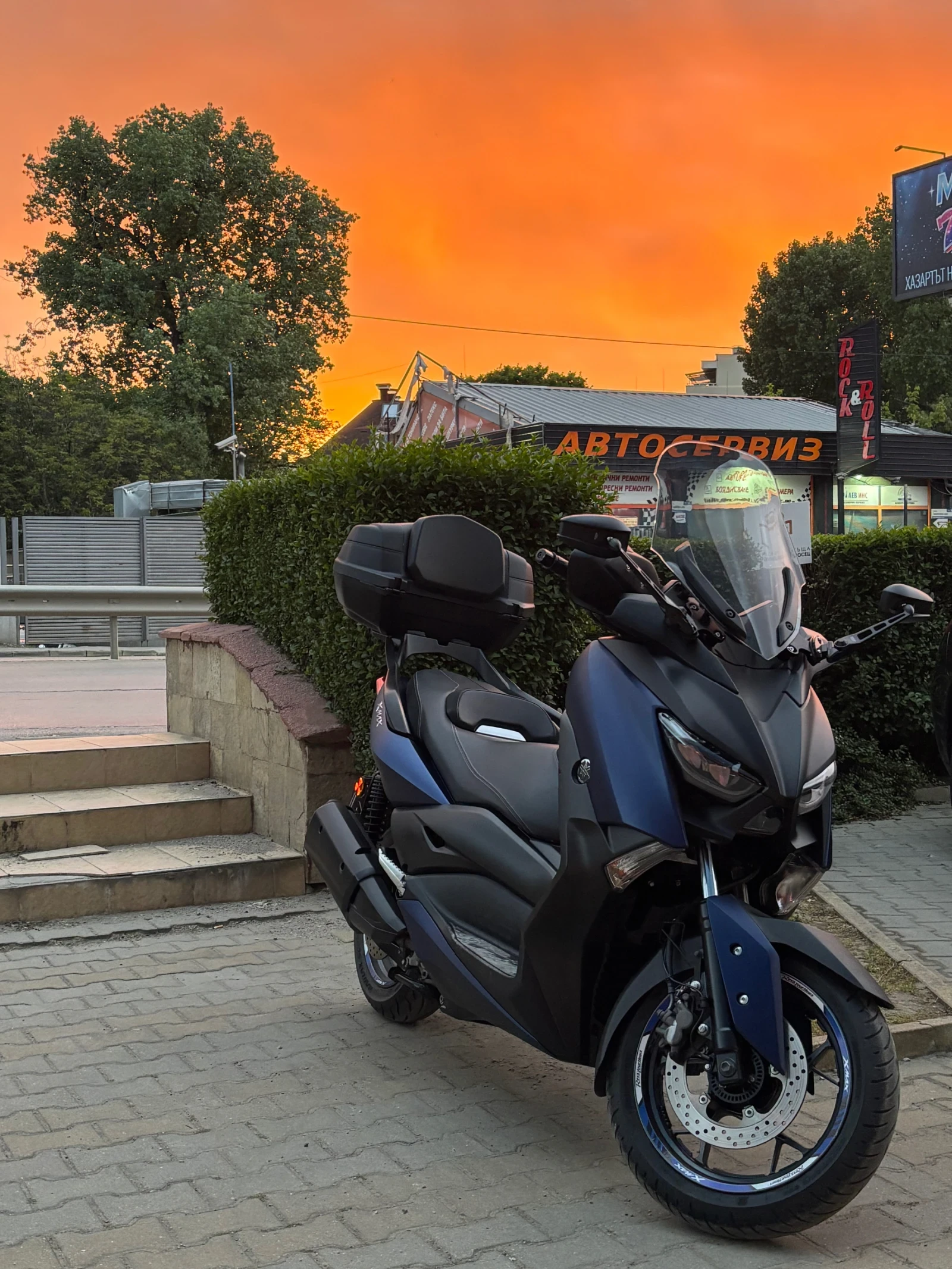 Yamaha X-max 300