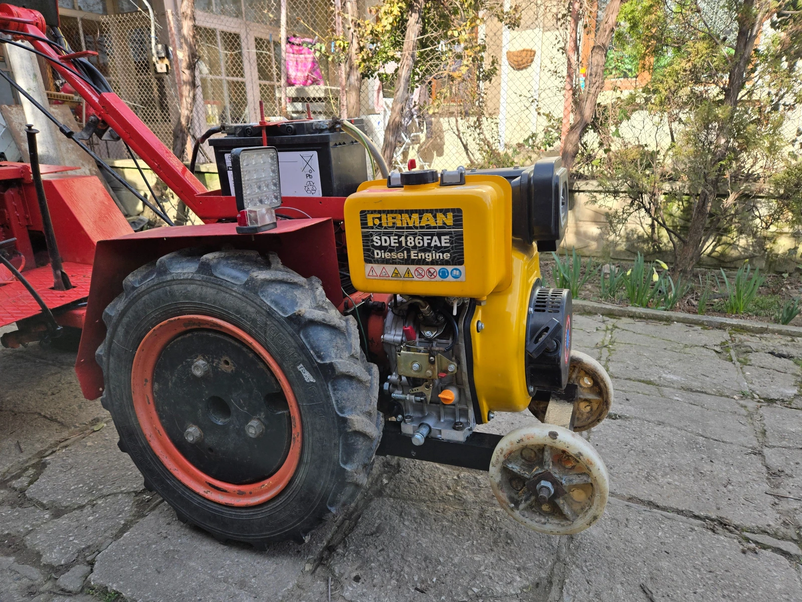 Мотокултиватор Болгар, снимка 2 - Селскостопанска техника - 53932327