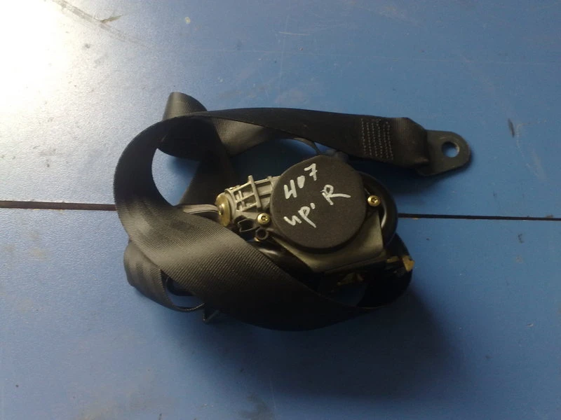 колан предпазен преден десен за Пежо 407 седан (с)