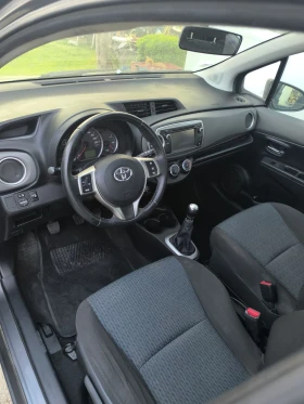 Toyota Yaris 1.3 100к.с., снимка 15