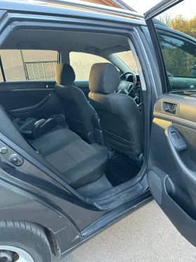 Toyota Avensis, снимка 10