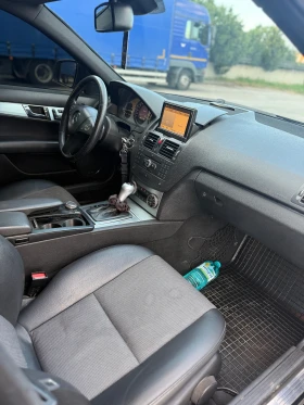 Mercedes-Benz C 320, снимка 11