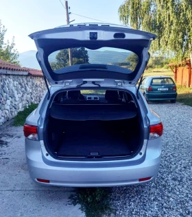Toyota Avensis  Facelift 2.0 D-4D 126 к.с Навигация/Камера, снимка 7