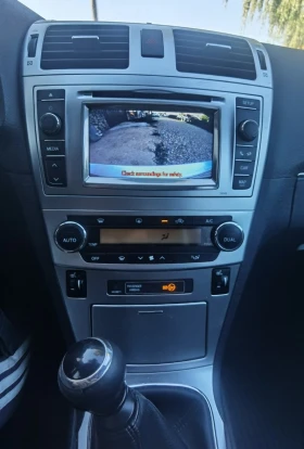 Toyota Avensis  Facelift 2.0 D-4D 126 к.с Навигация/Камера, снимка 15