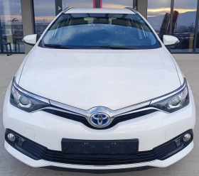 Toyota Auris 1.8 Hybrid 1