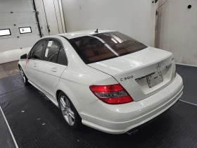 Mercedes-Benz C 300  * CARFAX *    | Mobile.bg    4