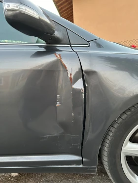 Toyota Avensis - 1800 € / 3520.49 лв. - 66656721 13