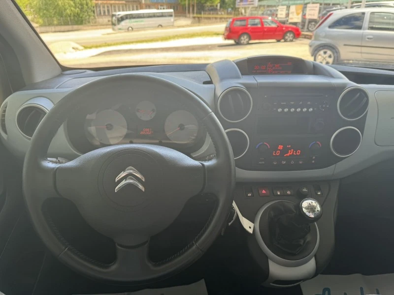 Citroen Berlingo, снимка 8 - Автомобили и джипове - 45963122