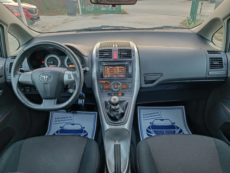 Toyota Auris 1.8i-147кс-ШВЕЙЦАРИЯ-РЪЧКА-6ск-FACELIFT, снимка 14 - Автомобили и джипове - 47499328