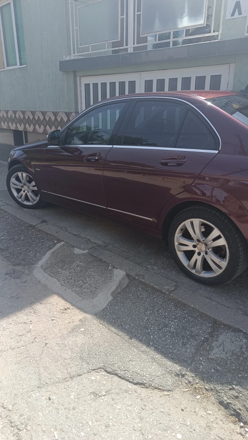 Mercedes-Benz C 200, снимка 8 - Автомобили и джипове - 47905650