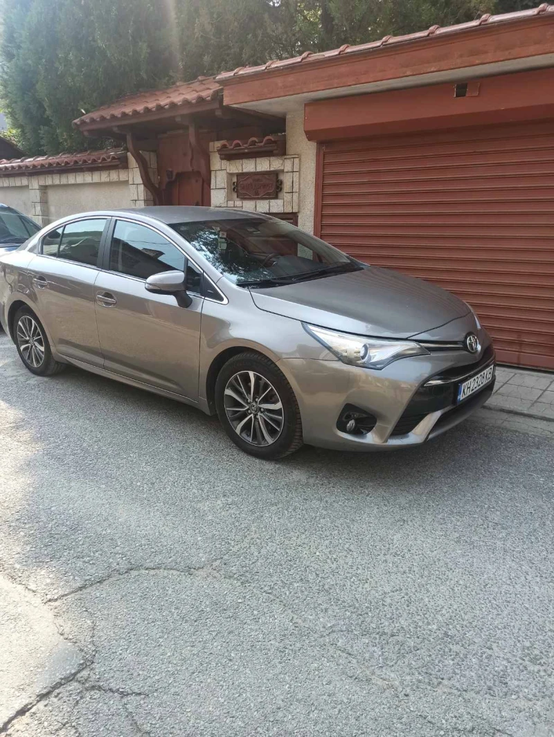 Toyota Avensis 2.0 D4D, снимка 1 - Автомобили и джипове - 47915930