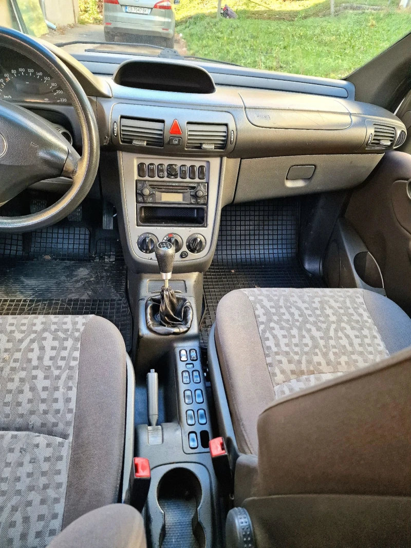 Mercedes-Benz Vaneo 1.7 CDI, снимка 6 - Автомобили и джипове - 48028869