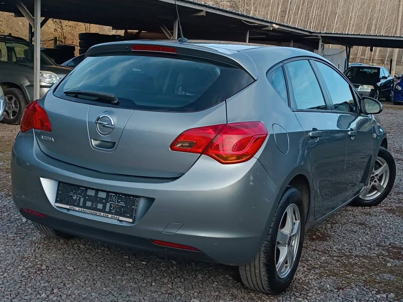 Opel Astra FACE LIFT-1.4i-101кс-КЛИМАТРОНИК-EURO 5a !!!, снимка 3 - Автомобили и джипове - 48037047