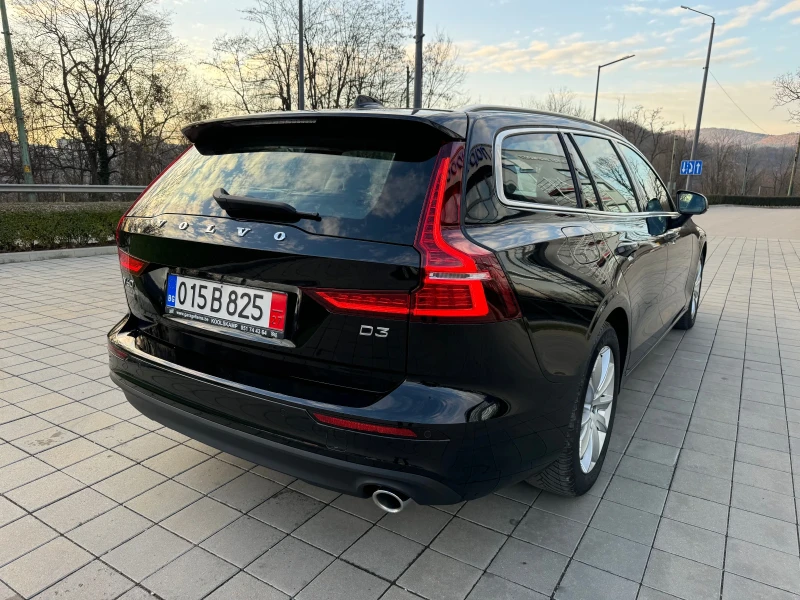 Volvo V60 2.0d Digital-LED-Distronic-Leder-Navi-Full* Euro6, снимка 6 - Автомобили и джипове - 48145548