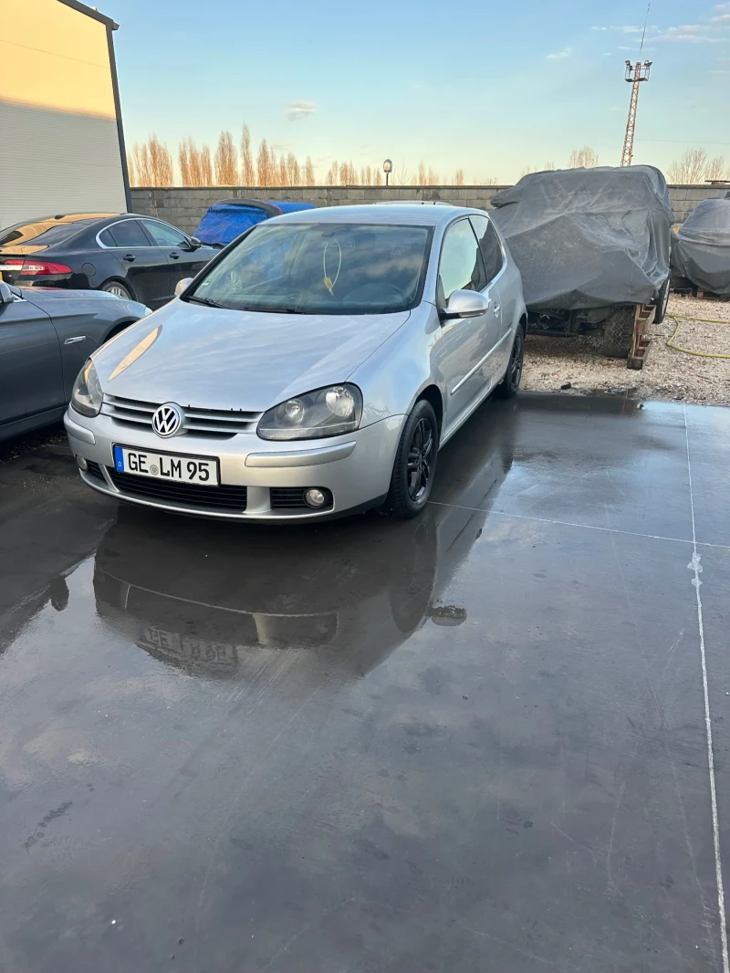 VW Golf 1.4i, снимка 1 - Автомобили и джипове - 48307742