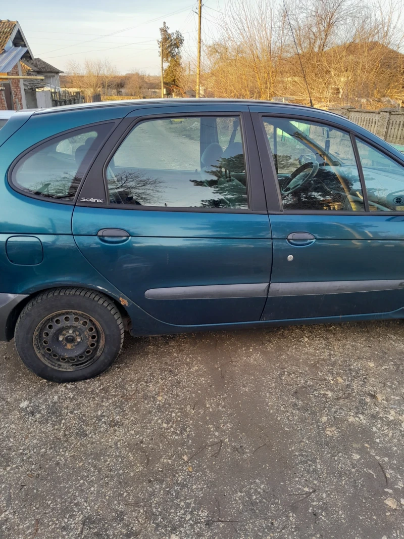 Renault Megane, снимка 4 - Автомобили и джипове - 48610888