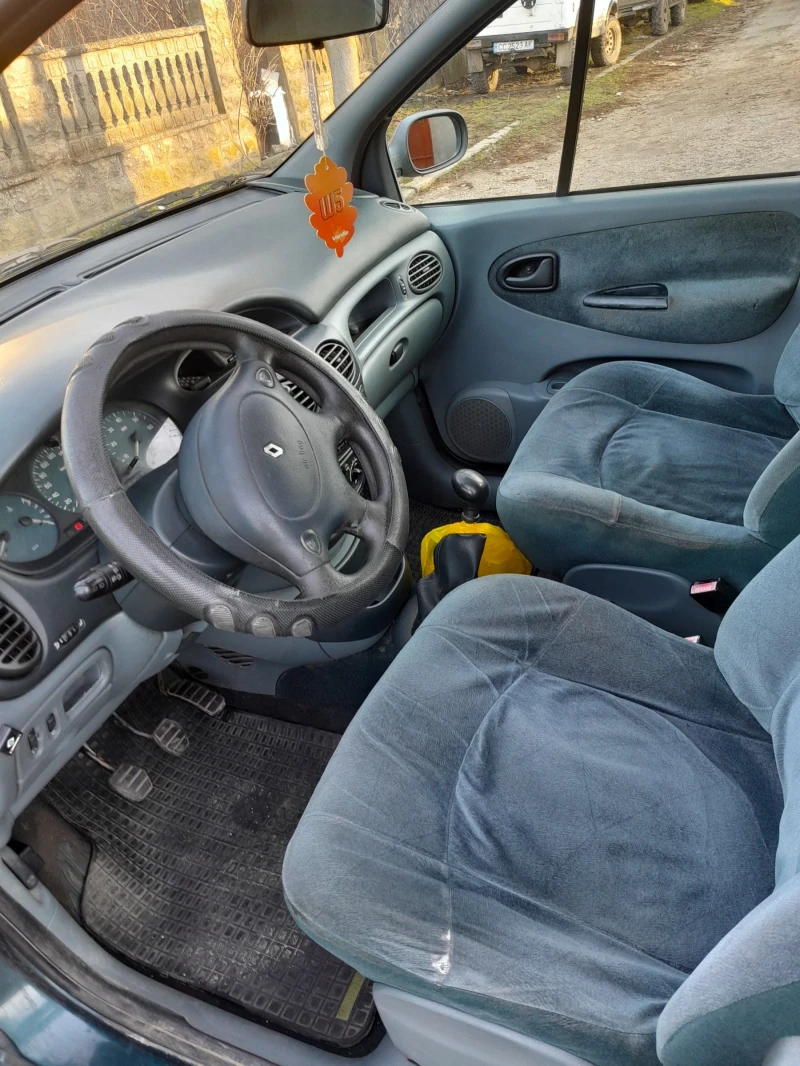 Renault Megane, снимка 5 - Автомобили и джипове - 48610888