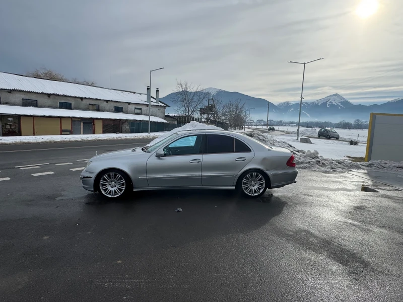 Mercedes-Benz E 500, снимка 8 - Автомобили и джипове - 48755925