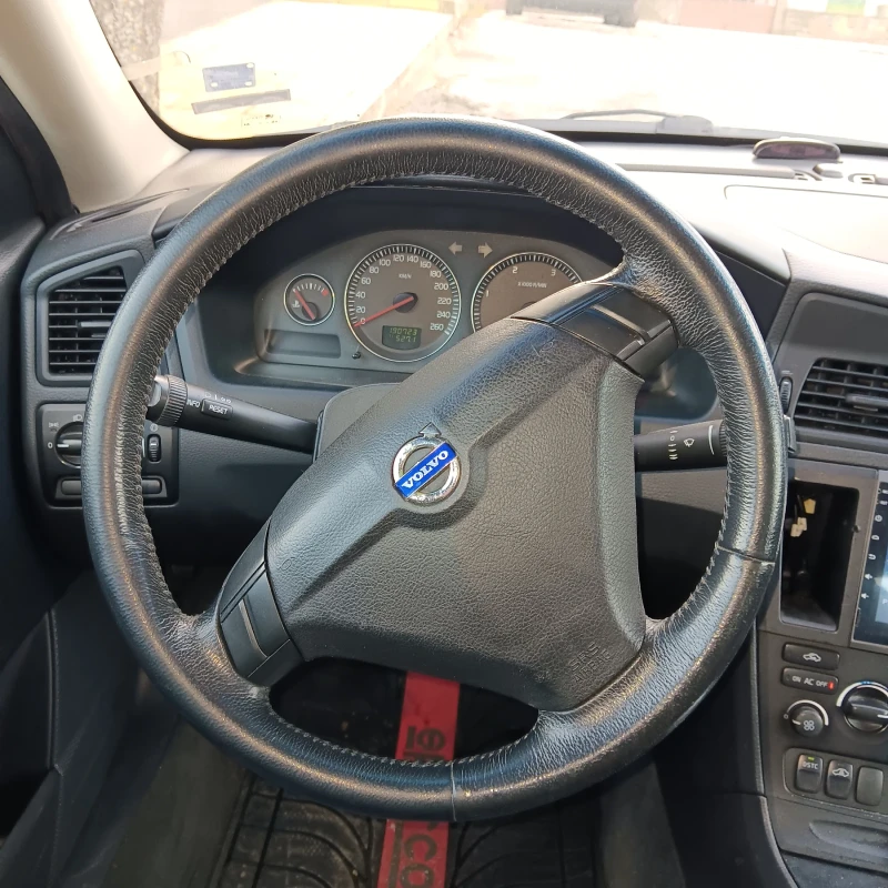 Volvo S60 2.4 130к.с, снимка 12 - Автомобили и джипове - 49496490