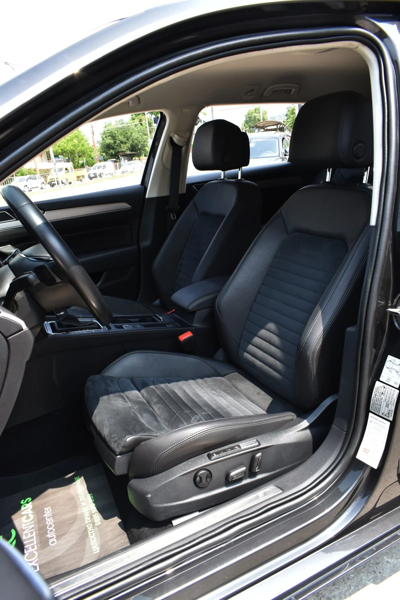 VW Passat 4MOTION* EXCLUSIVE* 360CAM, снимка 11 - Автомобили и джипове - 50653115