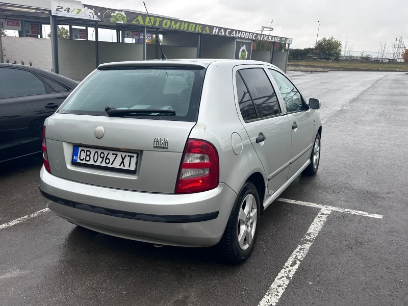 Skoda Fabia 1.9TDI 101* Климатик* Подгрев* Темпомат* , снимка 4 - Автомобили и джипове - 52097768