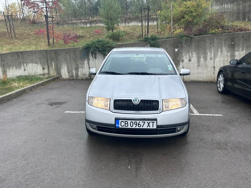 Skoda Fabia 1.9TDI 101* Климатик* Подгрев* Темпомат* , снимка 2 - Автомобили и джипове - 52097768