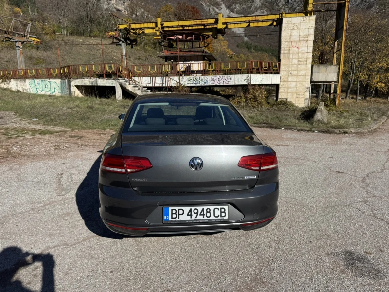 VW Passat b8 , снимка 4 - Автомобили и джипове - 52470509