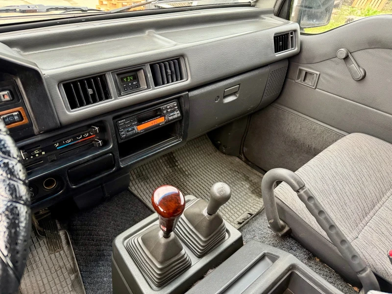 Mitsubishi Space gear 4x4 / L300 / 2.5 TDI, снимка 14 - Автомобили и джипове - 52539769