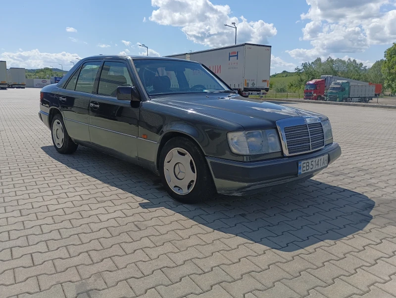 Mercedes-Benz 124 2.0 бензин, снимка 6 - Автомобили и джипове - 53396622